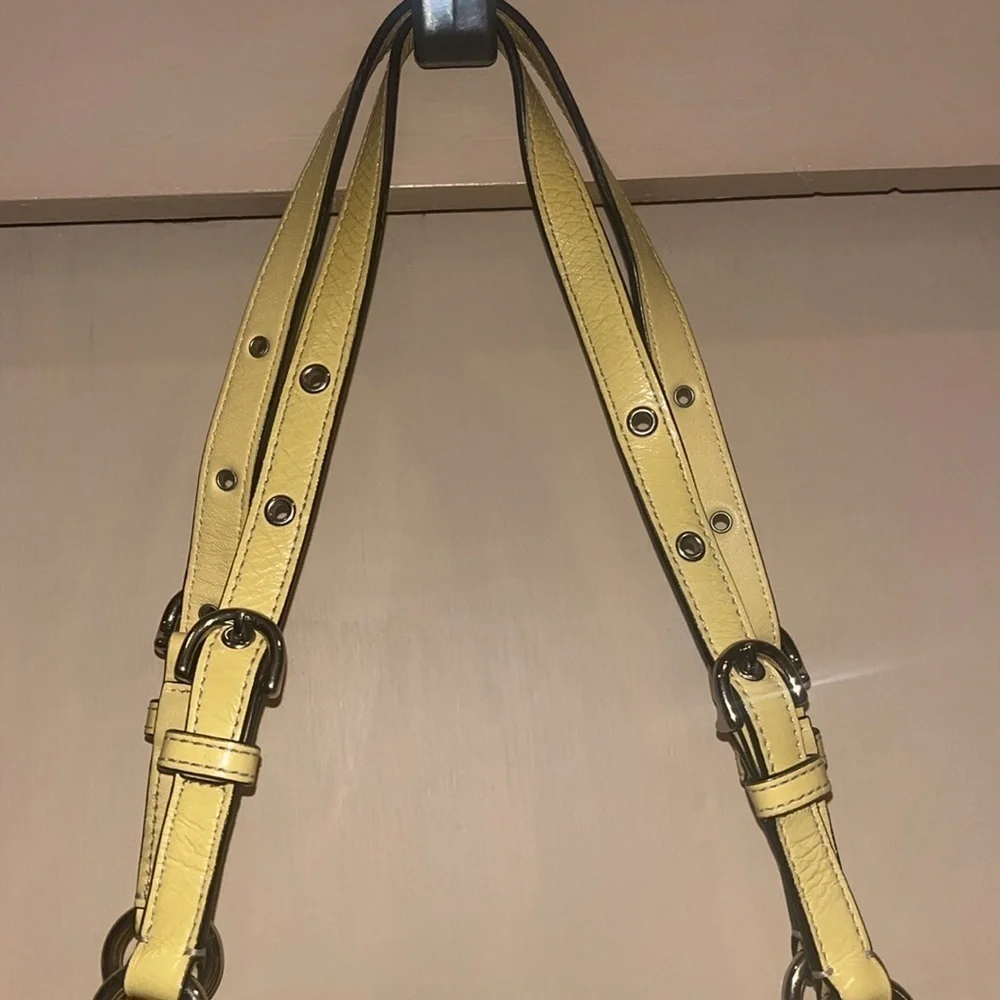 Coach yellow patent leather tote handbag/ preowned OS